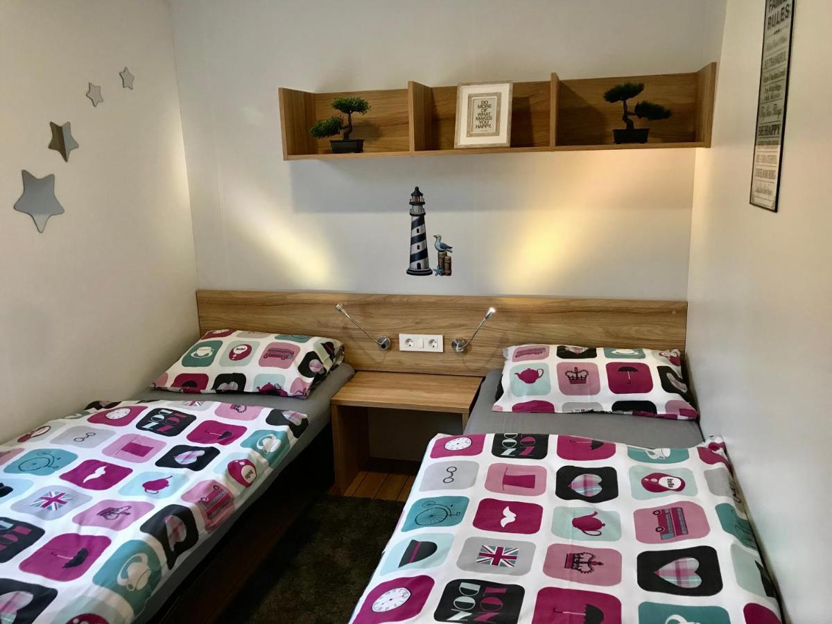M&L Mobile Home Jezera Dış mekan fotoğraf