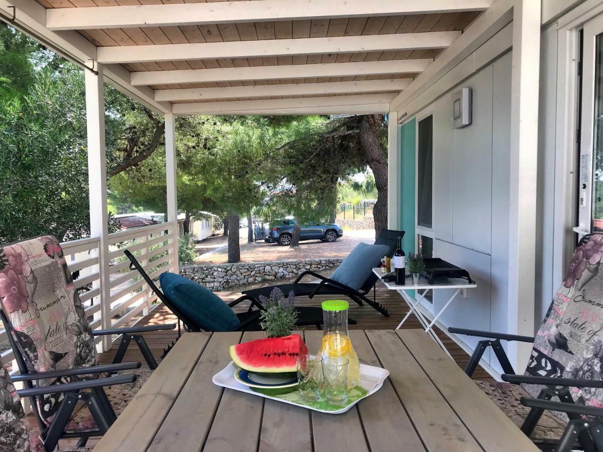 M&L Mobile Home Jezera Dış mekan fotoğraf